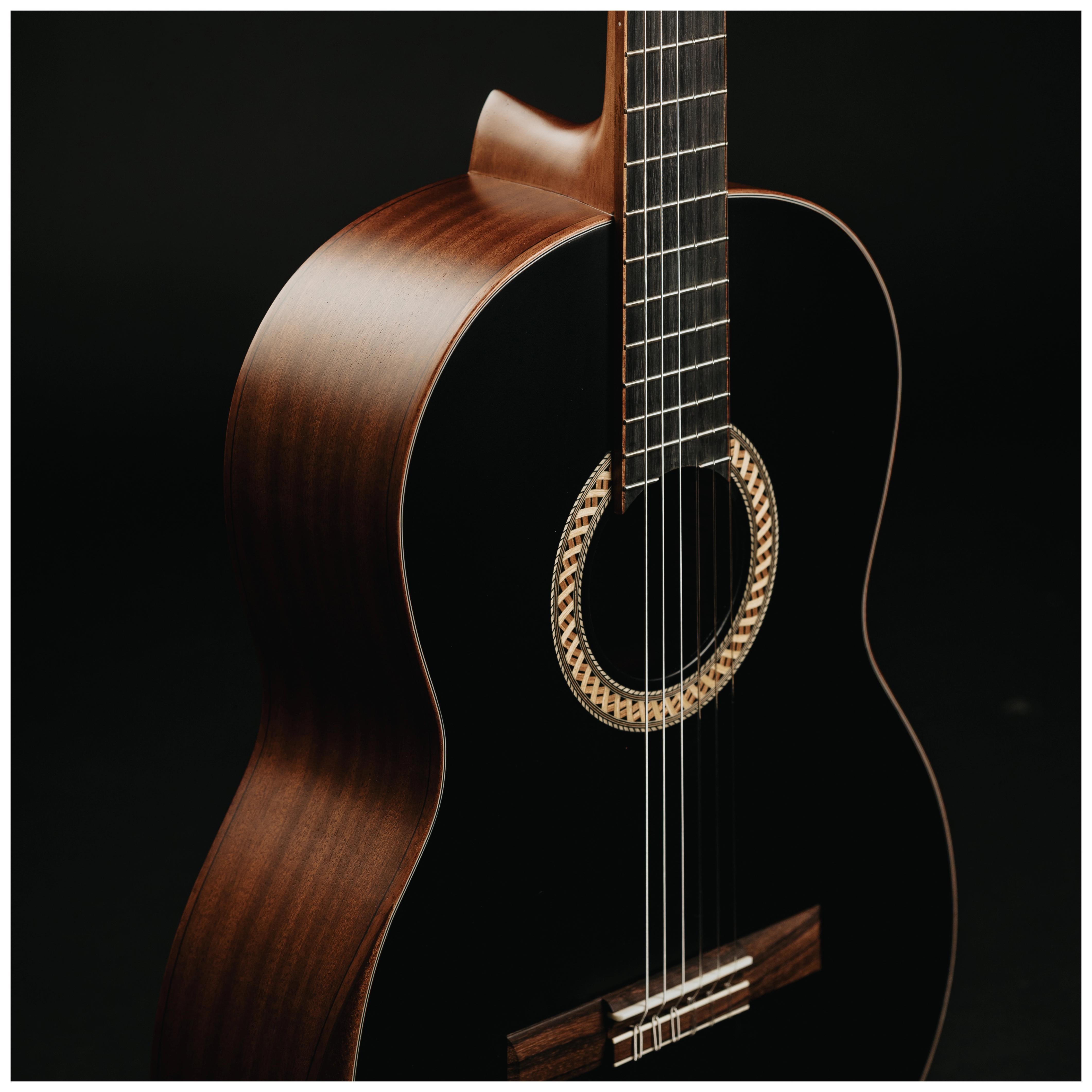 Redwood Cantora Plus 4/4 SM Satin Black 26
