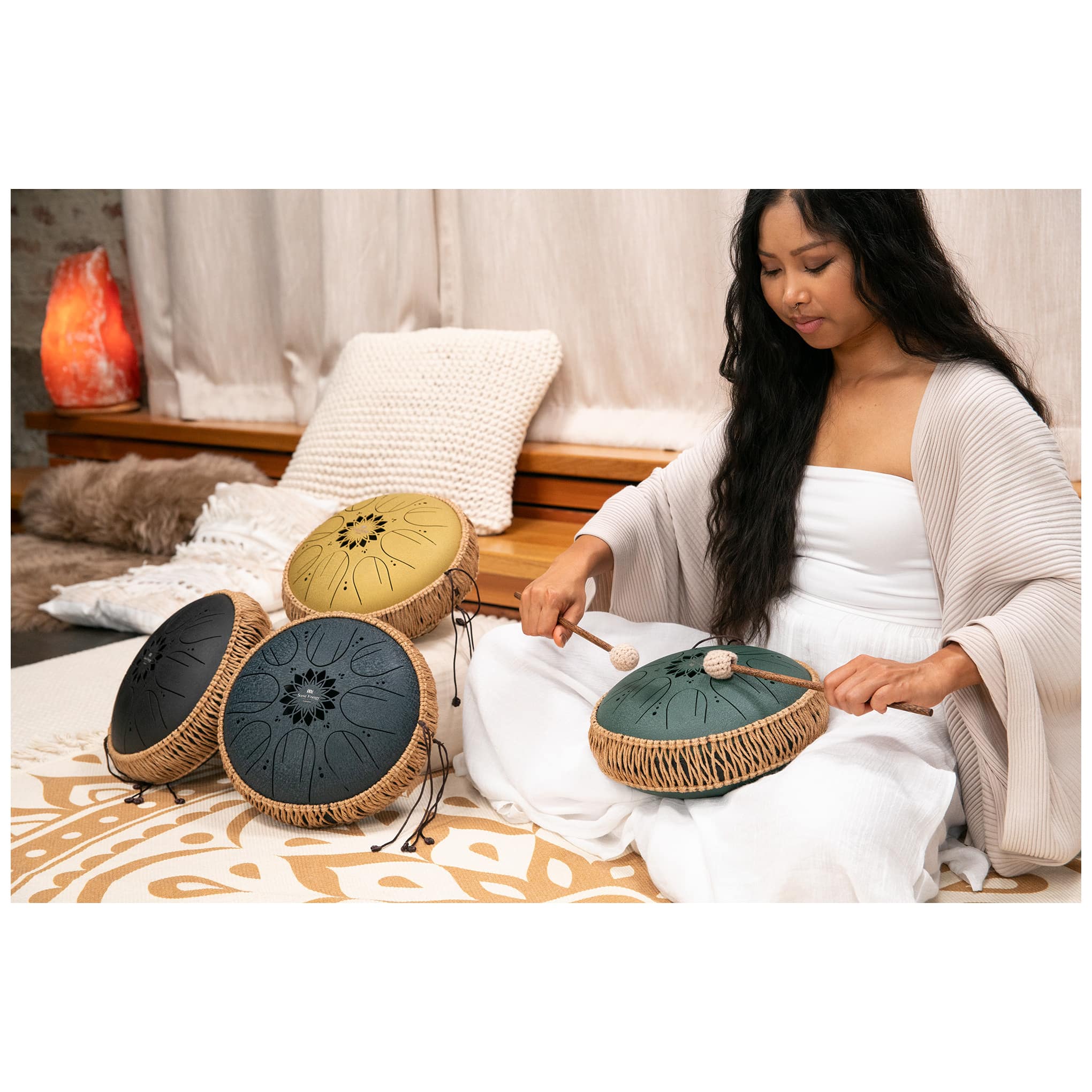 Meinl Sonic Energy MOSTD2NB - Medium Octave Steel Tongue Drum 10", C Moll, 8 Töne, 432 Hz, Navyblau 7