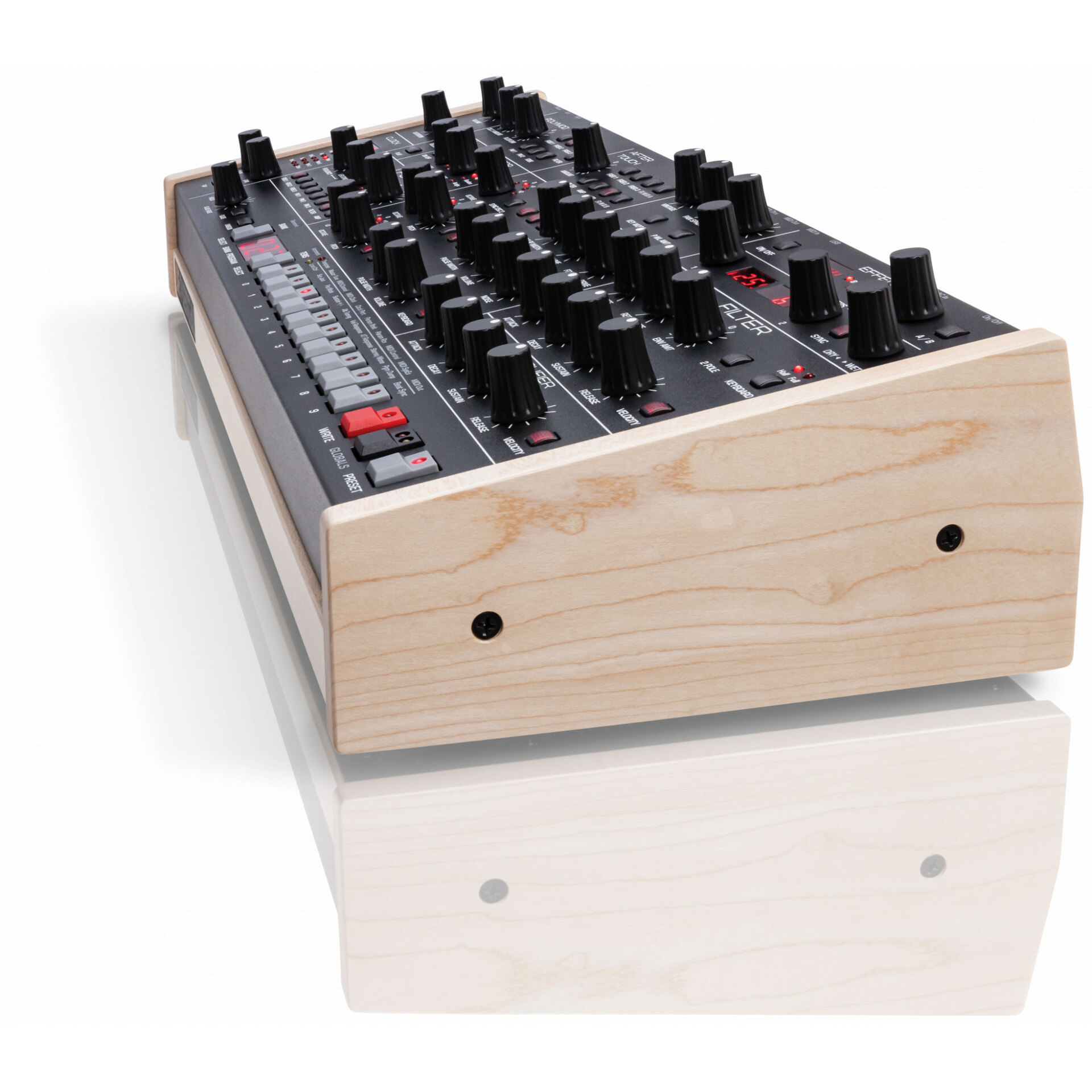 Sequential Trigon-6 Desktop 5