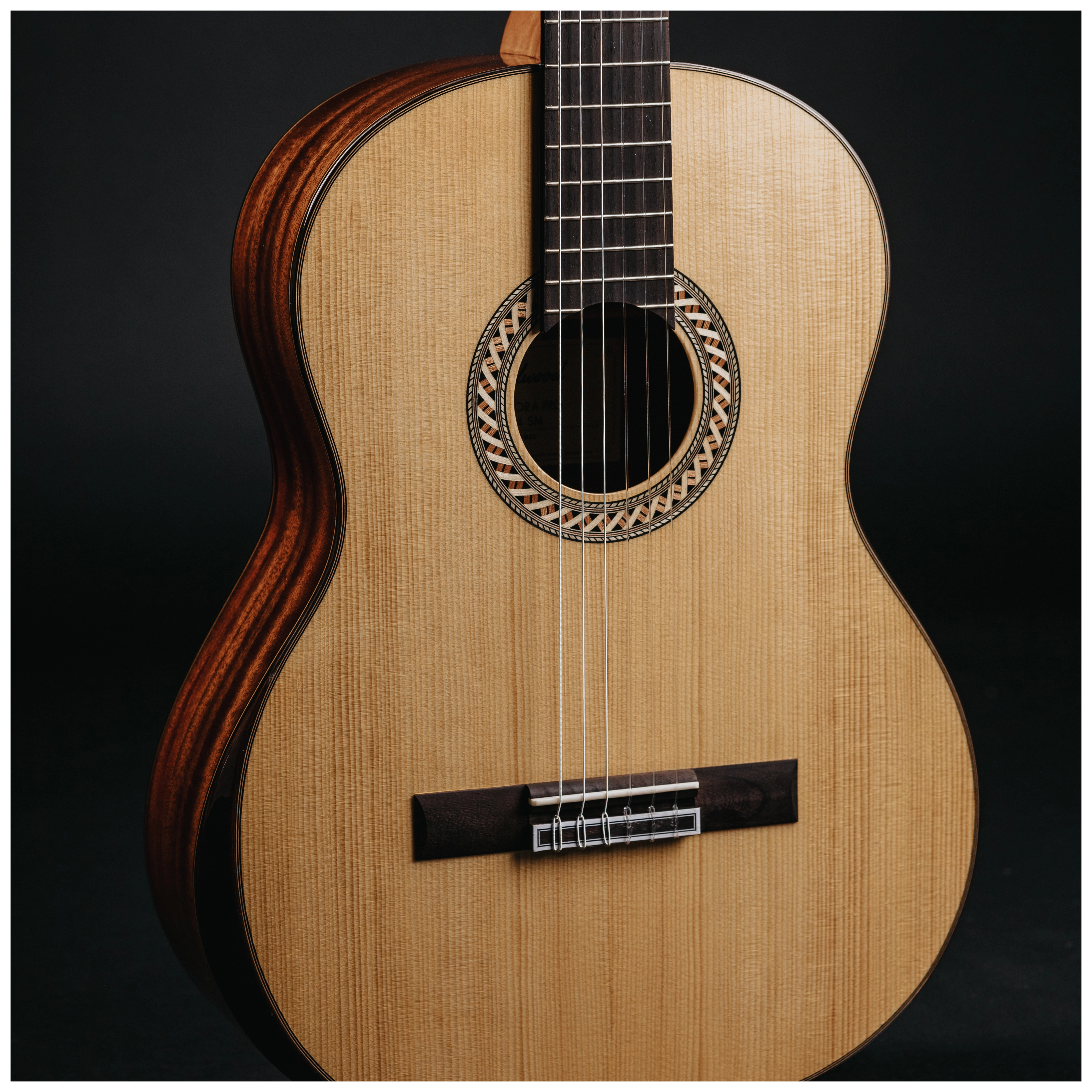 Redwood Cantora Pro 4/4 SM 16