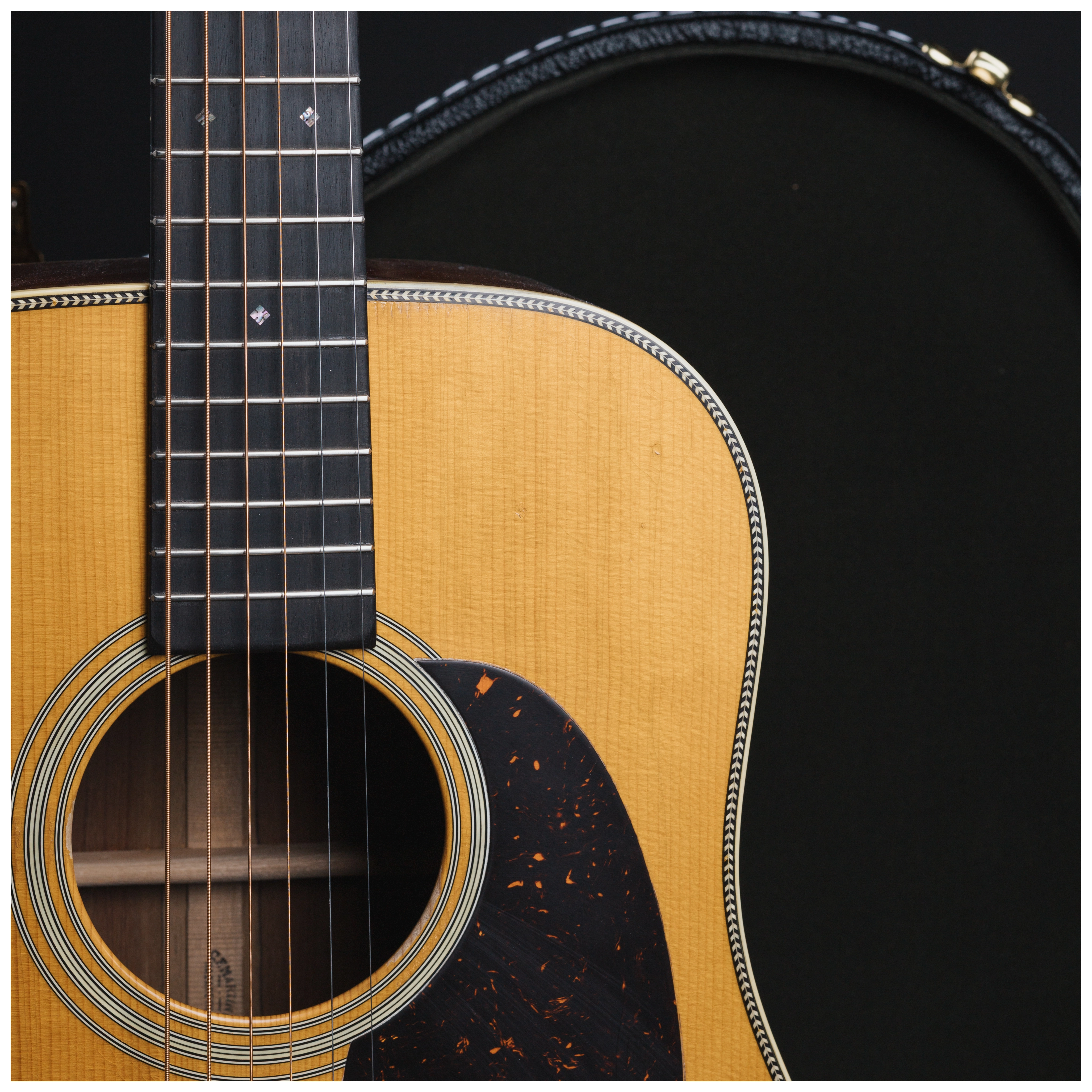 Martin D-28 Authentic 1937 Aged 34