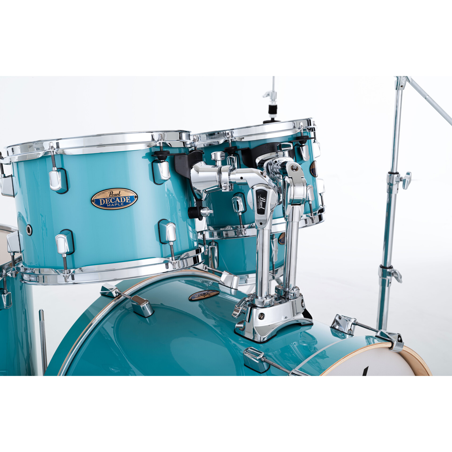 Pearl Decade Maple 22" Ice Mint Drumset 3
