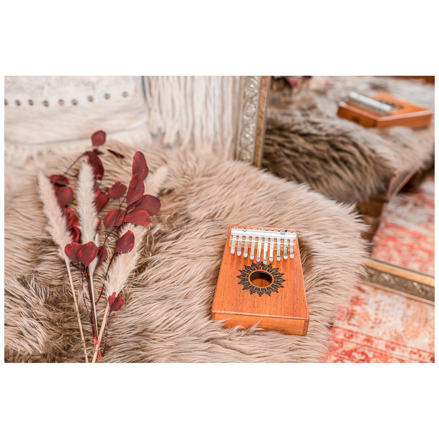 Meinl Sonic Energy - Meinl Sonic Energy KL1008H Soundhole Kalimba, 10 Töne, Mahagoniholz - 1